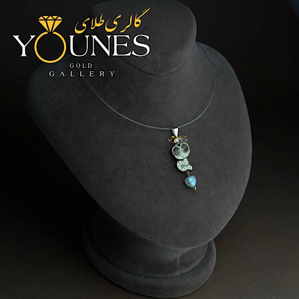 آویز طلا حکاکی کرم مرواریدی